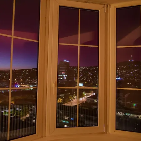 Viki With Picture Perfect View アパート